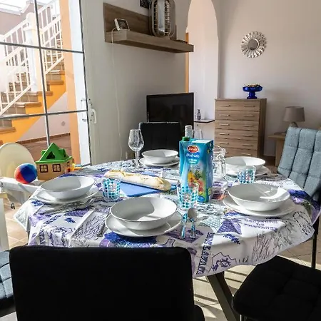 Perfect For Family Holidays With Private Pool, Near And Golf- Ashley * Коста-де-Антигуа